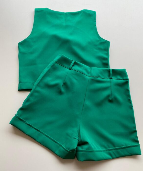 Conjunto Feminino Ayla Cropped sem Bojo e Short Verde Bandeira - Fernanda Ramos Store