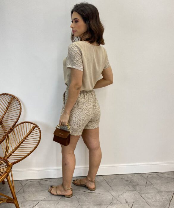 Conjunto Feminino Blusa Manga Curta e Short com Detalhe Bege - Fernanda Ramos Store