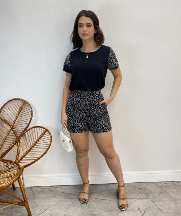 Conjunto Feminino Blusa Manga Curta e Short com Detalhe Preto - Fernanda Ramos Store