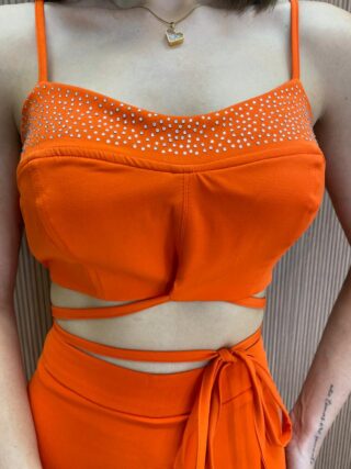 Conjunto Feminino com Aplicações Cropped Amarração e Short Saia Laranja - Fernanda Ramos Store