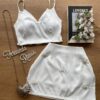 Conjunto Feminino Cropped com Bojo e Short Saia com Broche Branco - Fernanda Ramos Store