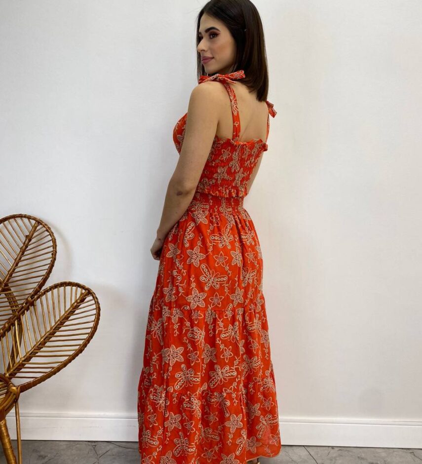Conjunto Feminino Lara Bordado Cropped e Saia Midi Laranja - Fernanda Ramos Store