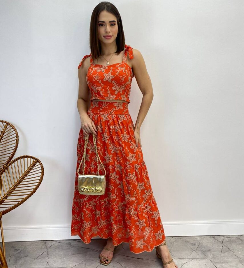 Conjunto Feminino Lara Bordado Cropped e Saia Midi Laranja - Fernanda Ramos Store