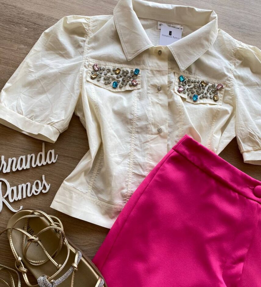 Cropped Camisa Feminino com Aplicações Off White - Fernanda Ramos Store