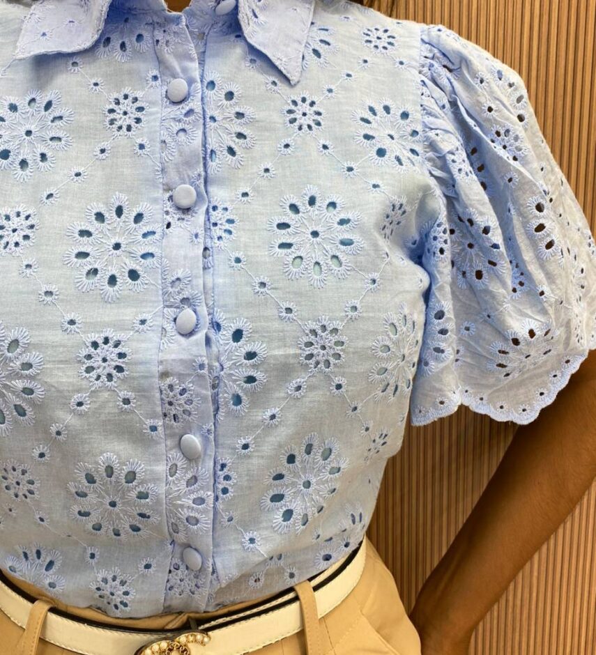 Cropped Feminino Alongado Laise Manga Curta Barbara Azul - Fernanda Ramos Store