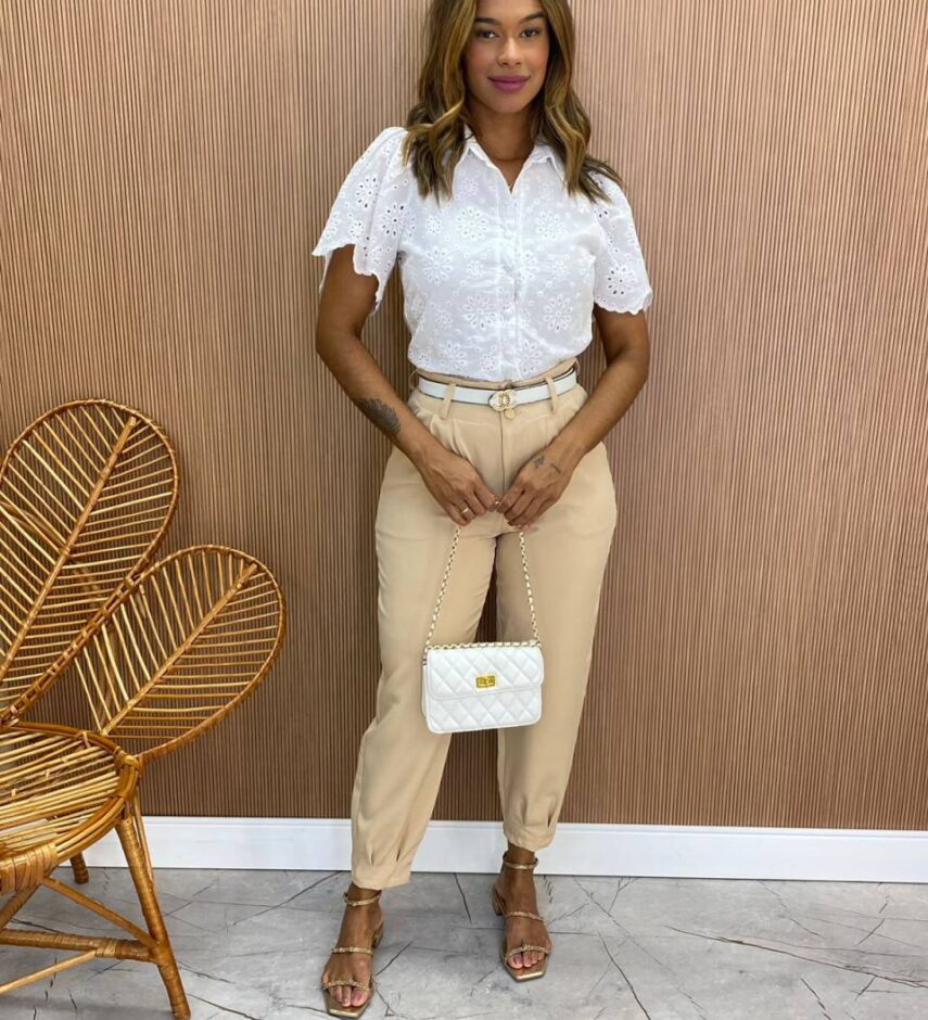 Cropped Feminino Alongado Laise Manga Curta Barbara Branco - Fernanda Ramos Store