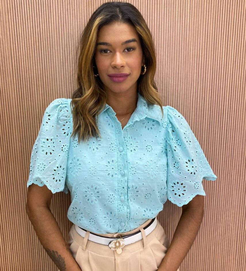 Cropped Feminino Alongado Laise Manga Curta Barbara Verde Agua - Fernanda Ramos Store