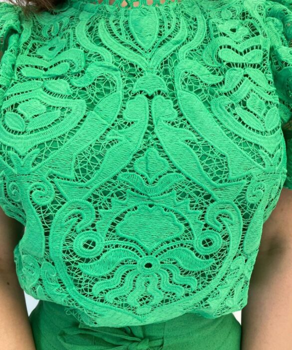 Cropped Feminino sem Bojo Alongado Guipir Verde - Fernanda Ramos Store