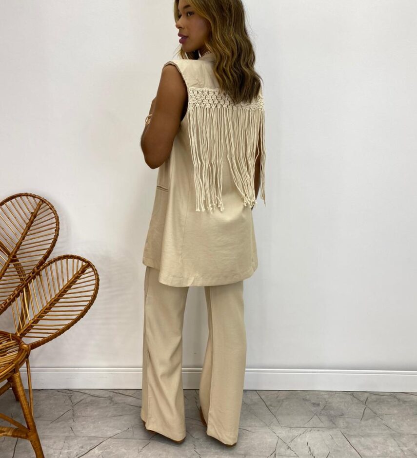 Max Colete Feminino Juliana com Franjas Cru - Fernanda Ramos Store