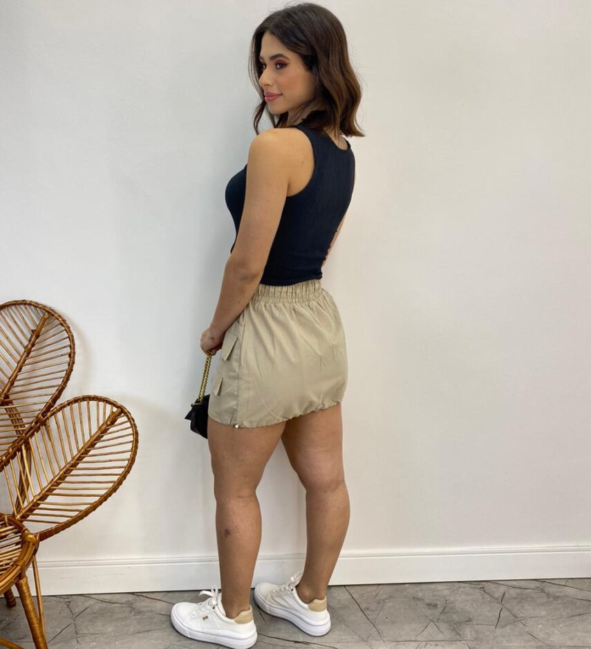Saia Curta Feminina Mari Tricoline Bege com Amarração - Fernanda Ramos Store