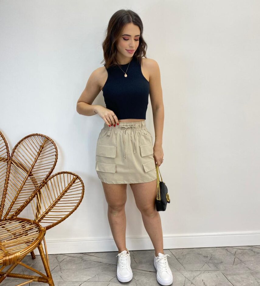 Saia Curta Feminina Mari Tricoline Bege com Amarração - Fernanda Ramos Store