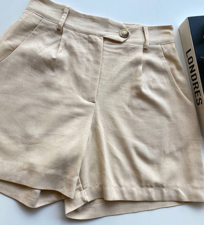 Short Feminino Linho com Bolsos Sabrina Bege - Fernanda Ramos Store