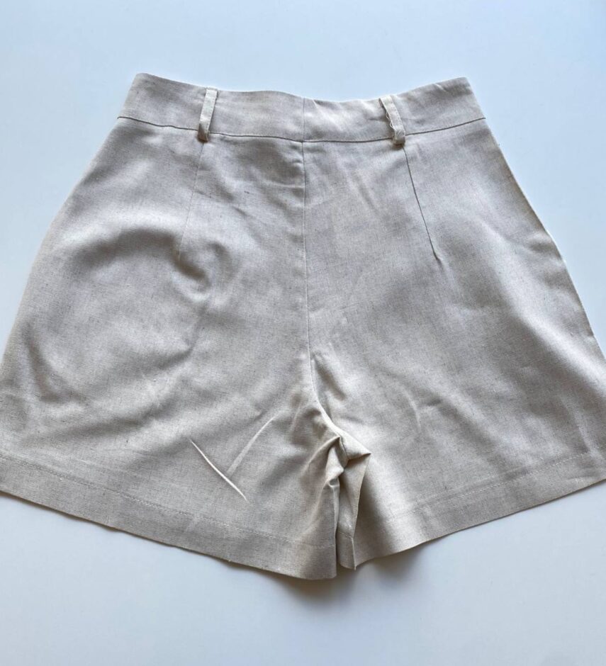 Short Feminino Linho com Bolsos Sabrina Cru - Fernanda Ramos Store
