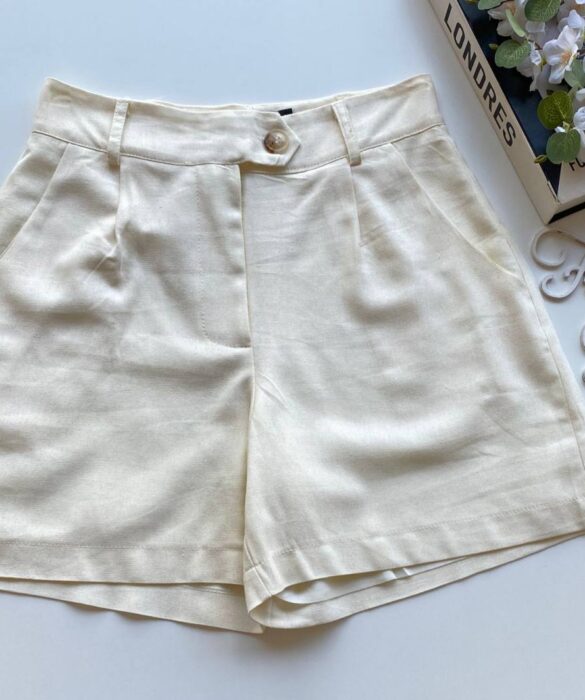 Short Feminino Linho com Bolsos Sabrina Off White - Fernanda Ramos Store