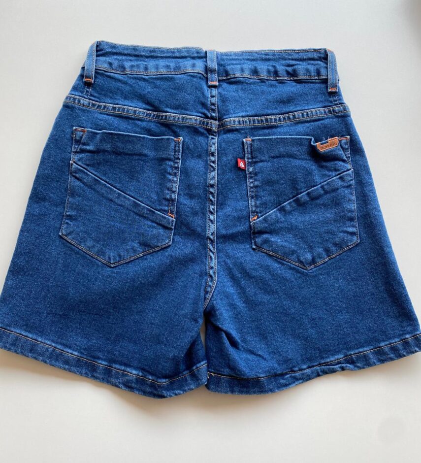 Short Jeans Feminino Boyfit com Recorte no Lycra - Fernanda Ramos Store