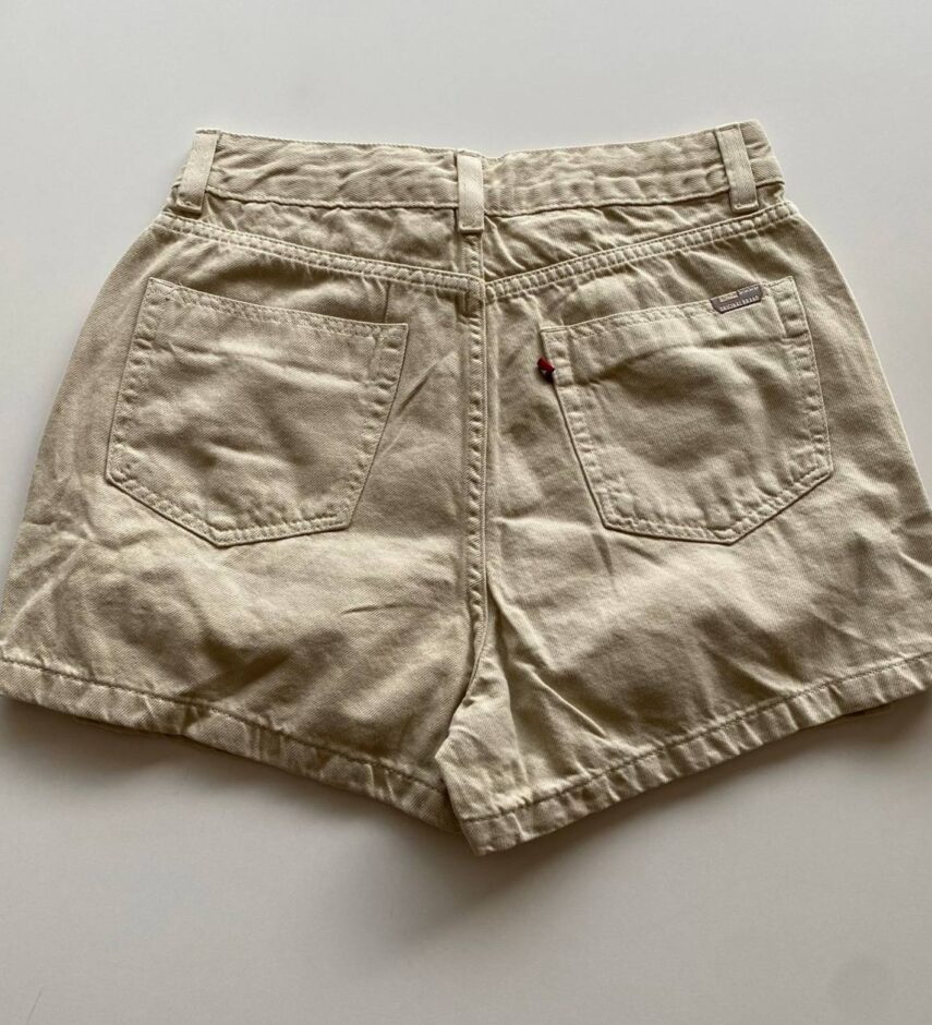 Short Saia Feminino Básico com Bolsos Sarja Bege - Fernanda Ramos Store