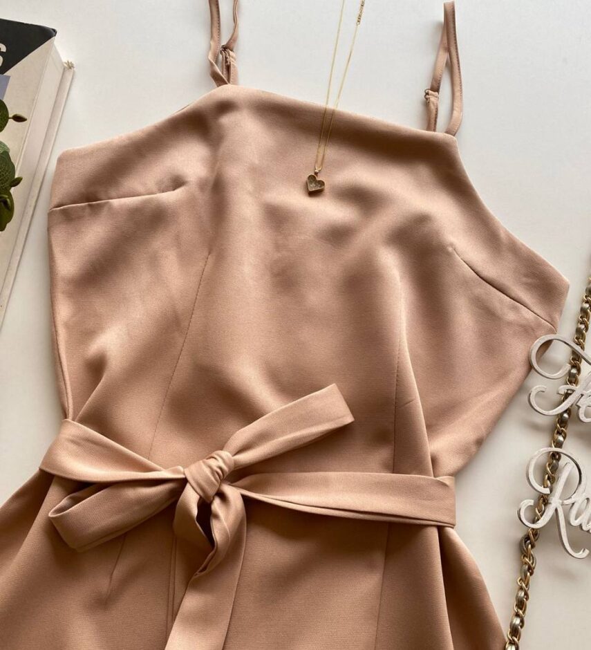 Vestido Feminino Curto sem Bojo Allana com Amarração Bege - Fernanda Ramos Store