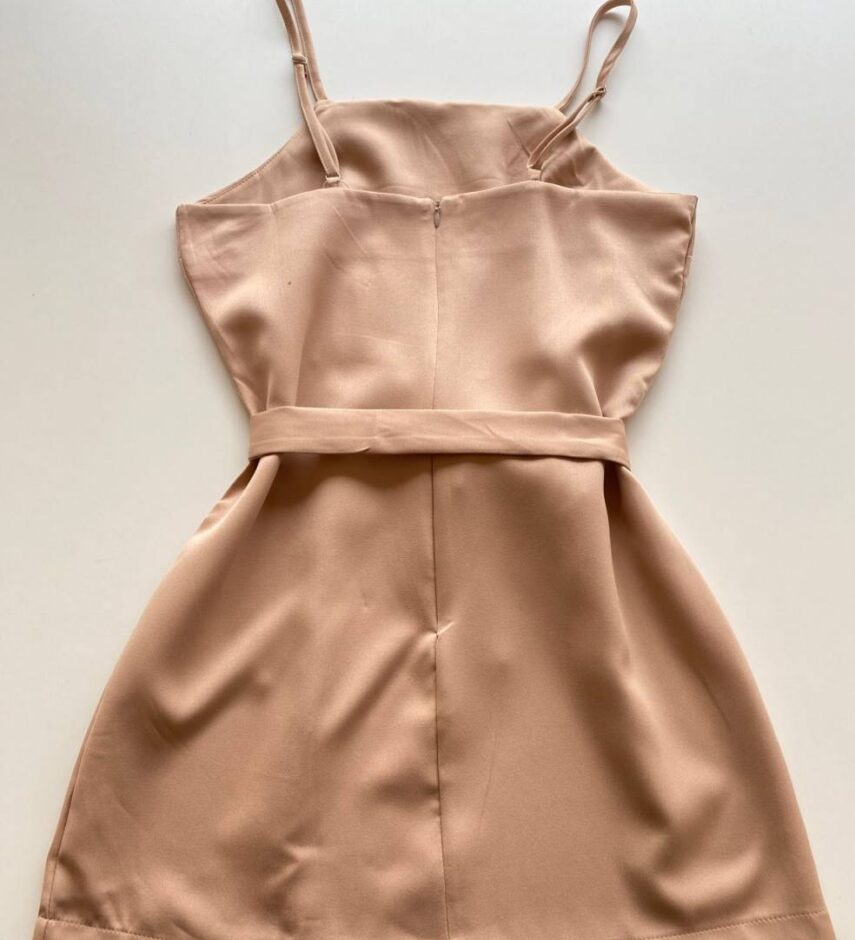Vestido Feminino Curto sem Bojo Allana com Amarração Bege - Fernanda Ramos Store