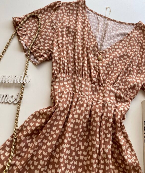 Vestido Feminino Curto sem Bojo Manga Curta Estampado Bege - Fernanda Ramos Store