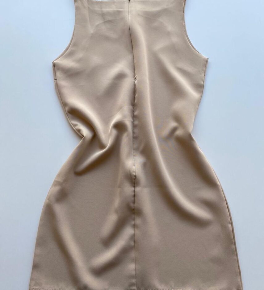 Vestido Feminino Curto sem Bojo Zíper Atrás Rafaela Bege - Fernanda Ramos Store