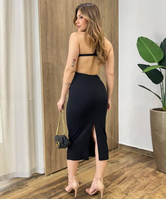 Vestido Midi com Bojo Canelado Graziele Preto - Fernanda Ramos Store