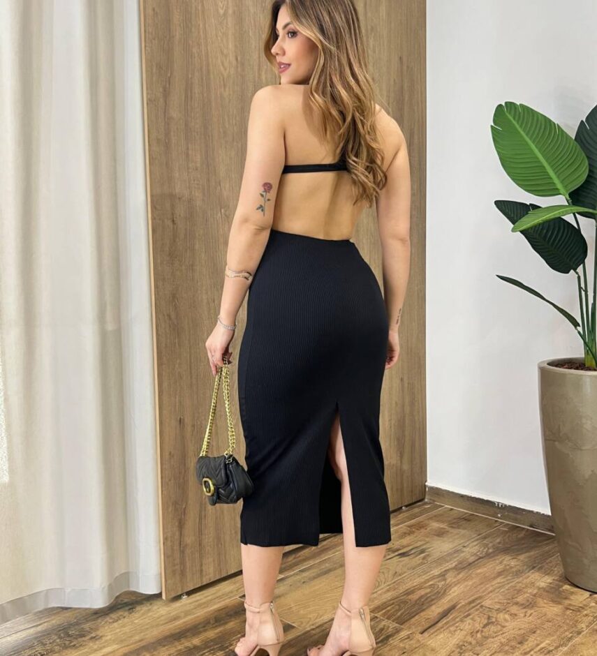 Vestido Midi com Bojo Canelado Graziele Preto - Fernanda Ramos Store