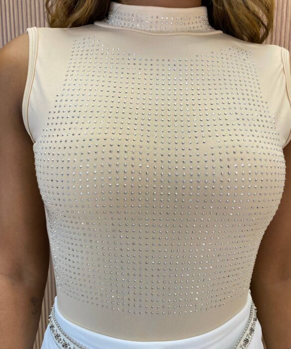 Body Feminino Mari com Bojo Detalhes em Strass Bege - Fernanda Ramos Store