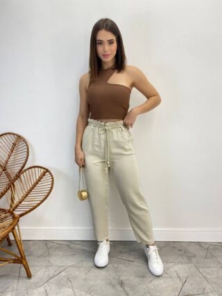 Calça Feminina Clochard Cropped com Cinto Liocel Cru - Fernanda Ramos Store