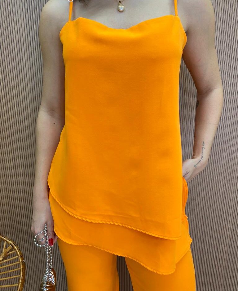 Conjunto Feminino Fernanda Bata Assimétrica e Calça Pantalona Laranja - Fernanda Ramos Store