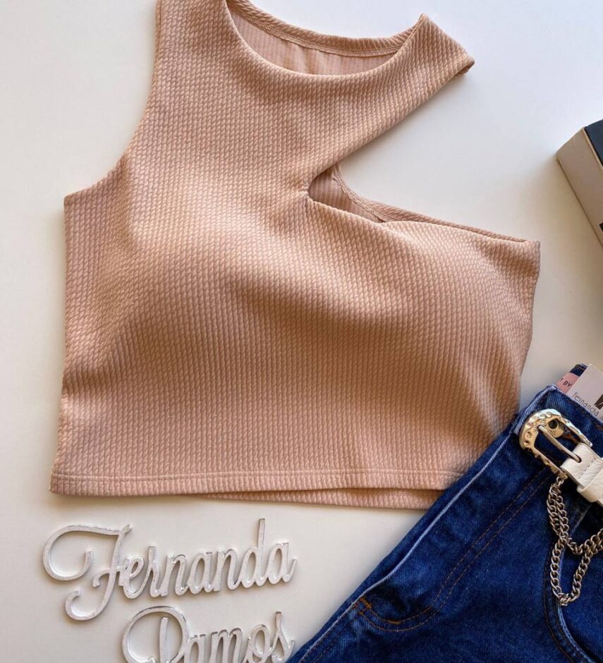 Cropped Feminino com Bojo Nula Manga Malha Canelada Bege - Fernanda Ramos Store