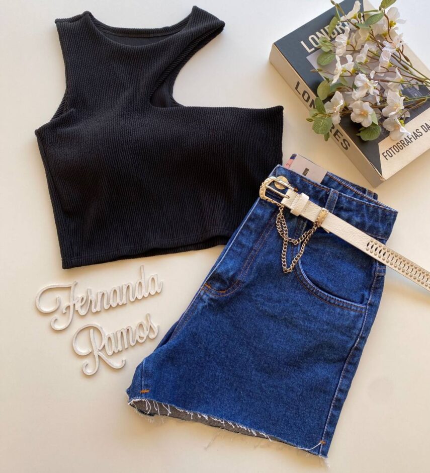 Cropped Feminino com Bojo Nula Manga Malha Canelada Preto - Fernanda Ramos Store