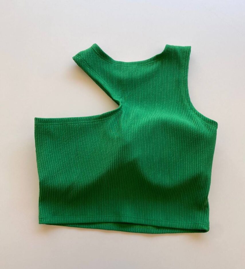 Cropped Feminino com Bojo Nula Manga Malha Canelada Verde - Fernanda Ramos Store