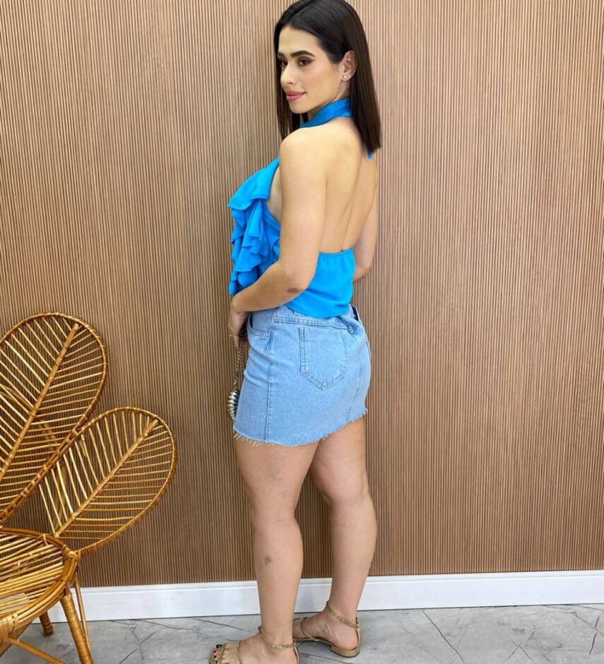 Cropped Feminino sem Bojo Frente Única com Babado Azul - Fernanda Ramos Store