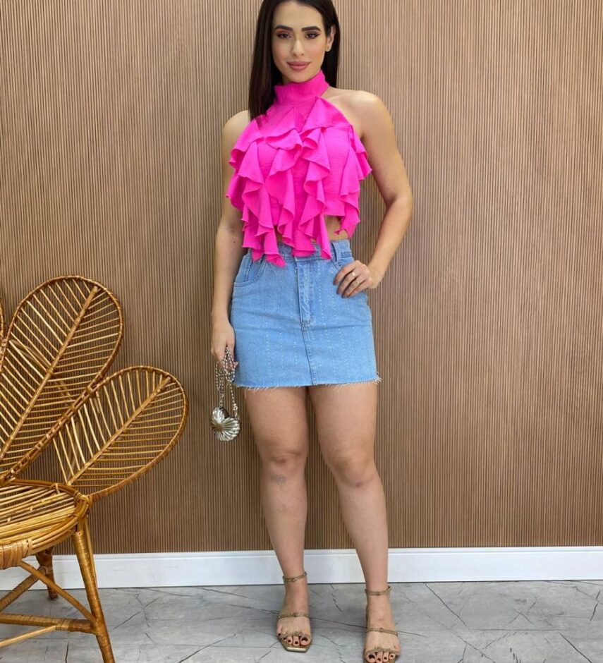 Cropped Feminino sem Bojo Frente Única com Babado Pink Flúor - Fernanda Ramos Store