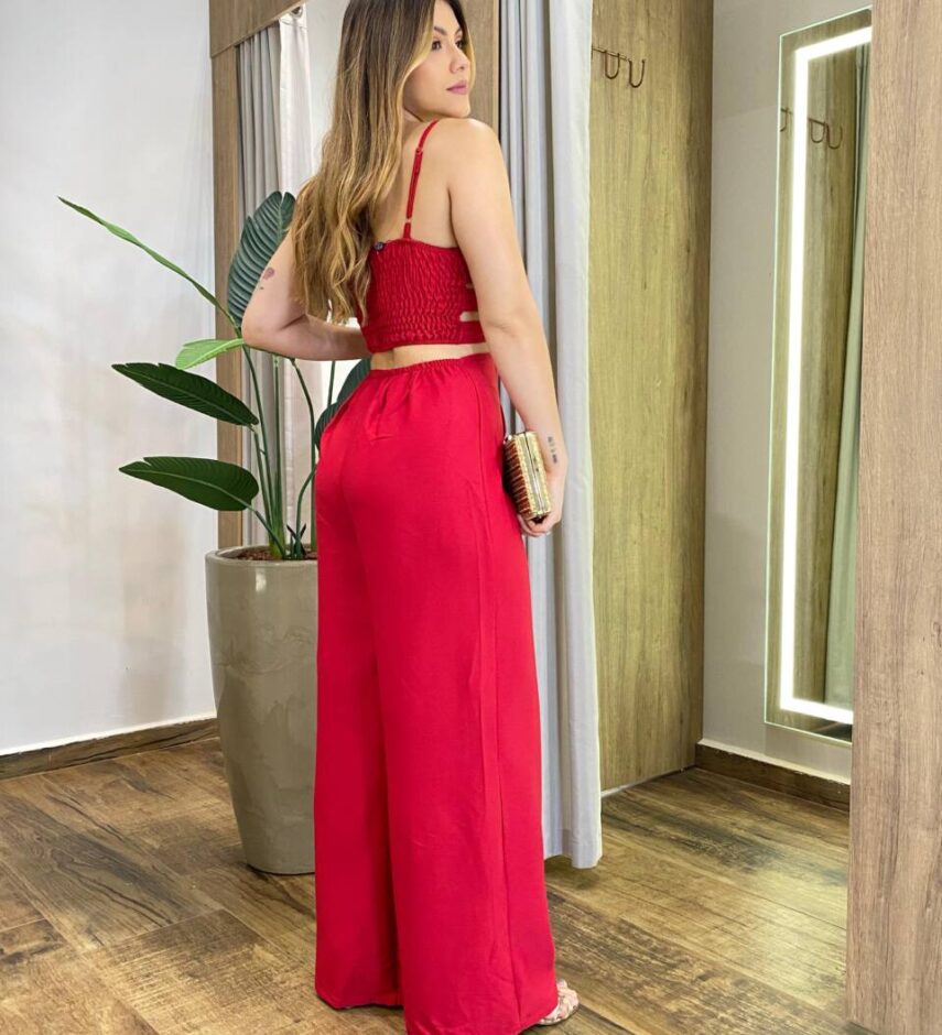 Macacão Longo Feminino com Bojo e Abertura Vermelho - Fernanda Ramos Store