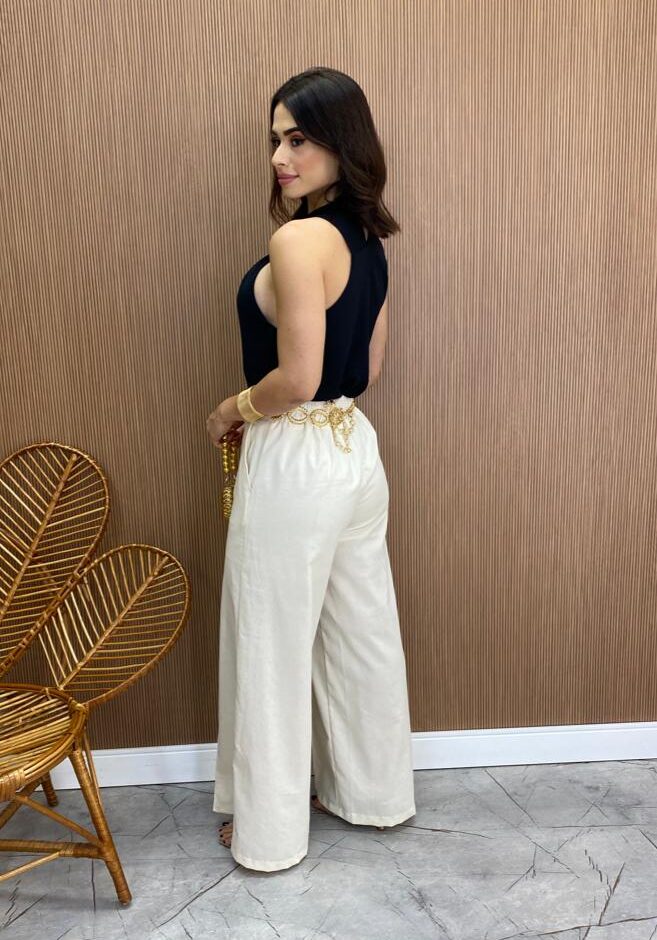 Regata Feminina Júlia com Detalhe Trançado Preta - Fernanda Ramos Store