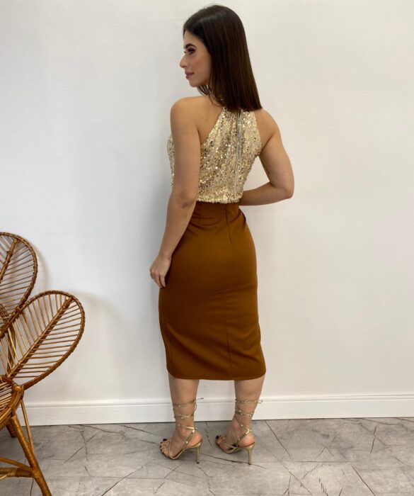 Saia Midi Feminina Stella Alfaiataria com Fenda Caramelo - Fernanda Ramos Store