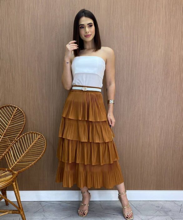 Saia Midi Melissa Plissada em Camadas Caramelo - Fernanda Ramos Store