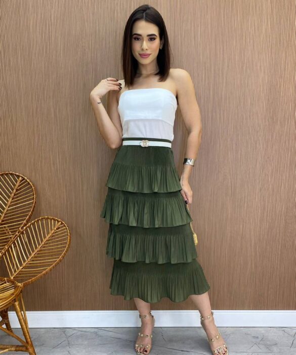 Saia Midi Melissa Plissada em Camadas Verde Militar - Fernanda Ramos Store