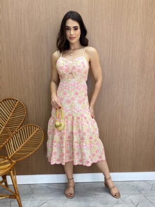 Vestido Midi com Bojo e Abertura Bege Bordado Pink Flour - Fernanda Ramos Store