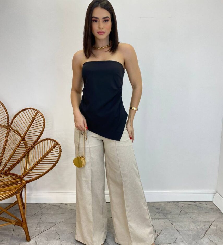 Blusa Feminina Assimétrica Tomara que Caia sem Bojo Preta - Fernanda Ramos Store