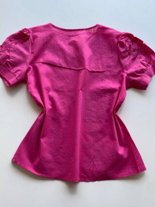 Blusa Feminina Manga Curta Maitê com Detalhe Bordado Pink - Fernanda Ramos Store