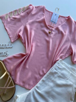 Blusa Feminina Sophia Manga Curta com Detalhe Bordado Rosa - Fernanda Ramos Store