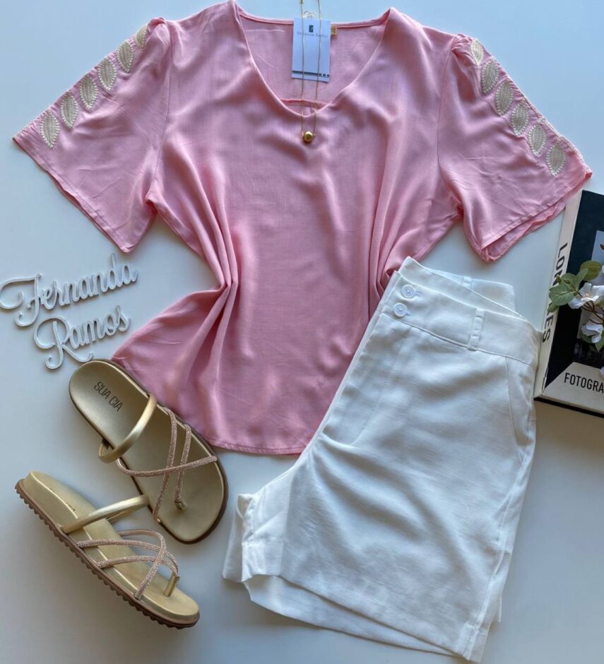 Blusa Feminina Sophia Manga Curta com Detalhe Bordado Rosa - Fernanda Ramos Store