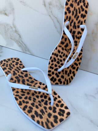 Chinelo Branco Animal Print com Correia Fina - Fernanda Ramos Store