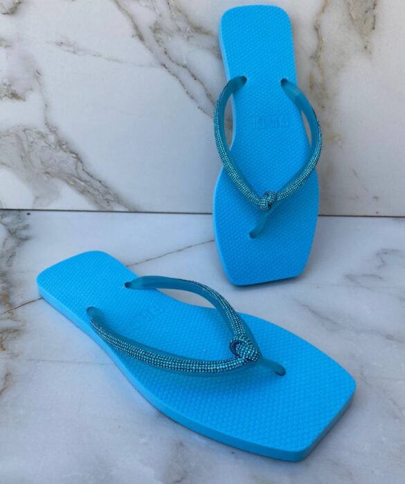 Chinelo Diamond Azul com Detalhe em Strass - Fernanda Ramos Store