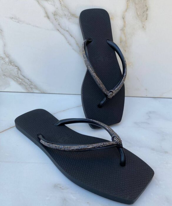 Chinelo Diamond Preto com Detalhe em Strass - Fernanda Ramos Store