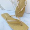 Chinelo Gliter Ouro Cristal com Correia Fina - Fernanda Ramos Store