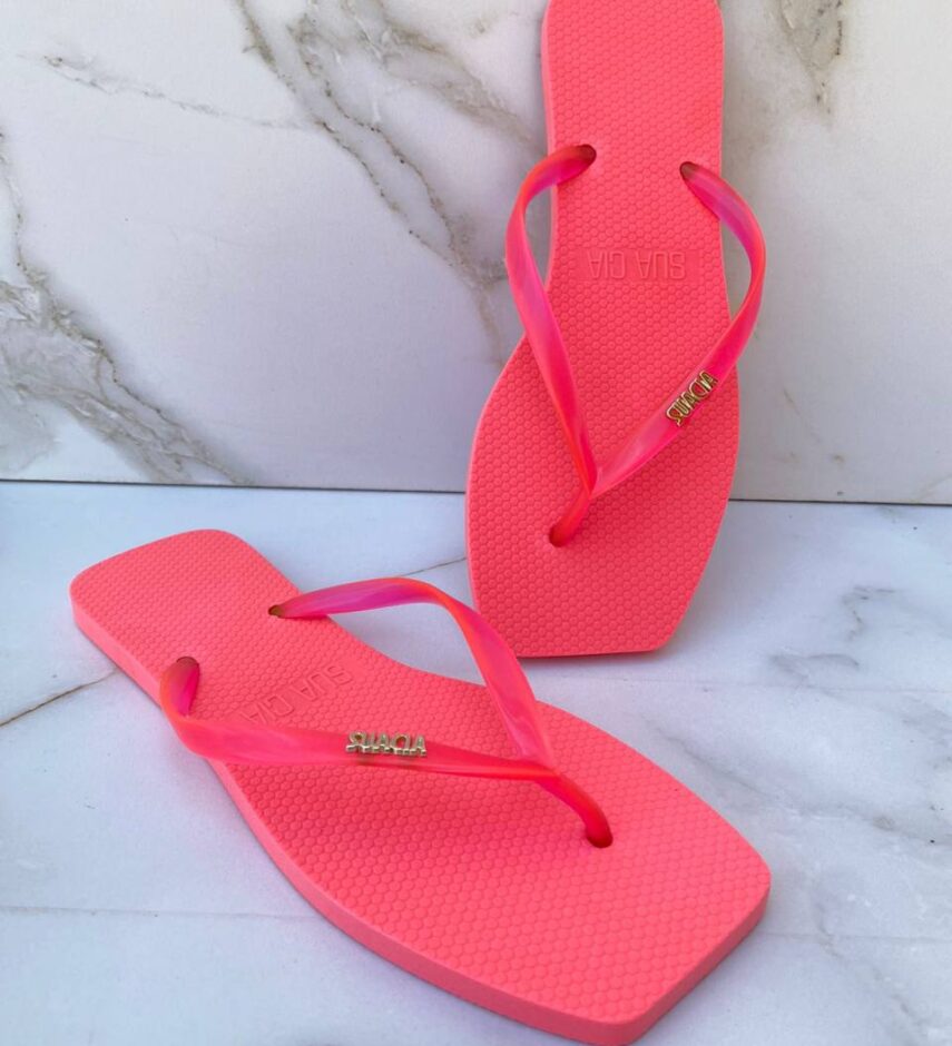Chinelo Pink Neon com Correia Fina - Fernanda Ramos Store