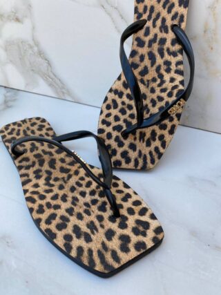 Chinelo Preto Animal Print com Correia Fina - Fernanda Ramos Store